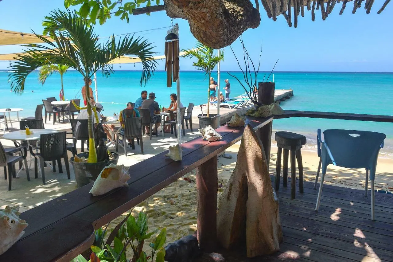 אוצ'ו ריוס Kaz Kreol Beach Hotel  אוצ'ו ריוס
