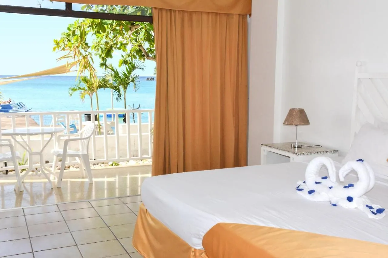 ***  אוצ'ו ריוס Kaz Kreol Beach Hotel ג'מייקה