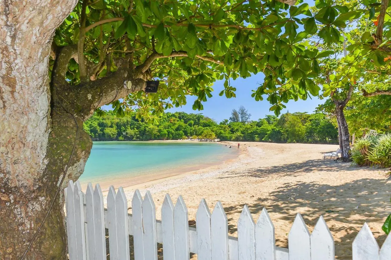 Kaz Kreol Beach Hotel Ocho Rios 3*,  Jamaica