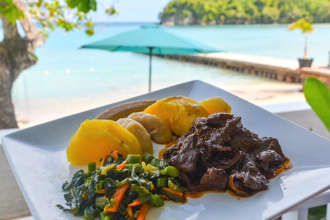 Kaz Kreol Beach Hotel Ocho Rios 3*,