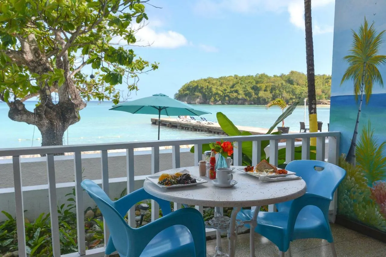 Kaz Kreol Beach Hotel Ocho Rios 3*,